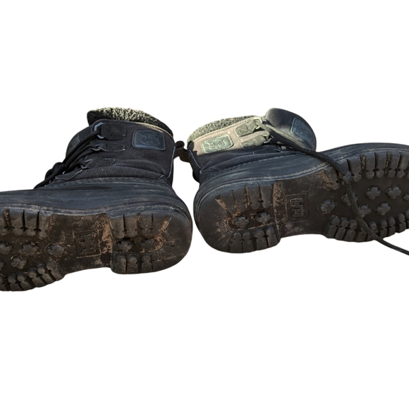 Helly Hansen winter boots big kid 5 W7 - Picture 4 of 7